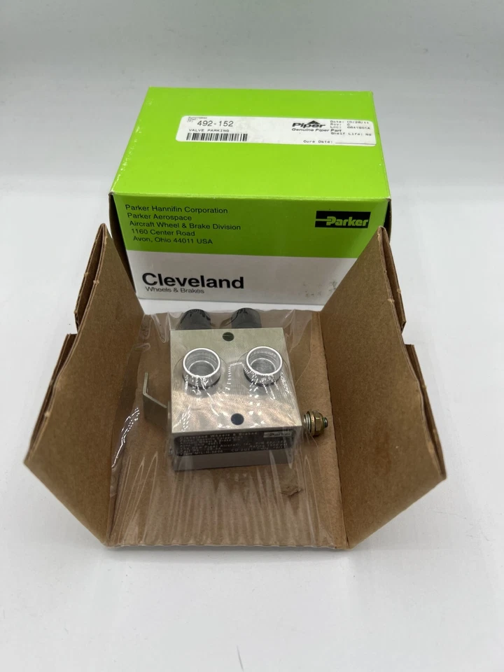 Válvula de freno de estacionamiento Piper 494-152 Foto 1 de 1