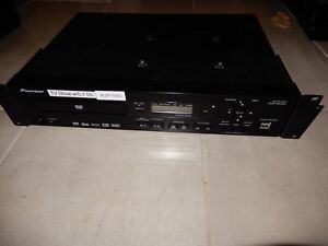 PIONEER DVD-V8000 Professional NTSC / PAL DVD Player