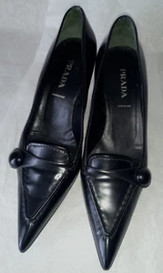 PRADA ITALY BLACK LEATHER PUMPS SHOES SIZE 40.5 - Picture 1 of 22