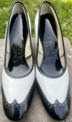 VINTAGE 1960's GOLD ROOM WHITE & BLACK SPECTATOR HEELS SHOES - Image 1 of 4