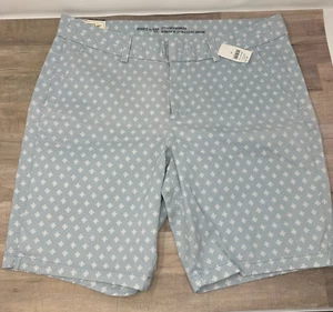 NWT~Gap Khaki Shorts Women's Size 12 Blue Floral City 9" Bermuda Shorts - Picture 1 of 10