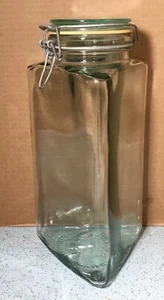 HERMETIC GREEN 3-SIDED PASTA COUNTERTOP JAR 12" TALL 6" WIDE - Picture 1 of 11