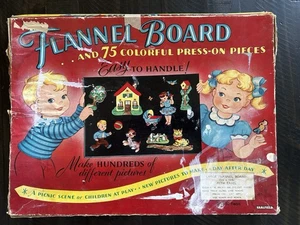 1958 Saalfield Flanell Brettspiel 63 Teile org. Box fast komplette Anleitung USA - Bild 1 von 20