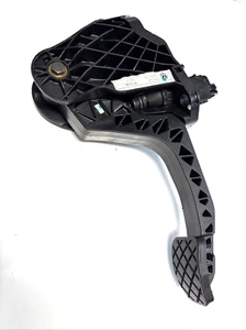 06-10 VW Jetta Golf MK5 - Manual Transmission Clutch Pedal Master - 1K1 721 059 - Picture 1 of 12