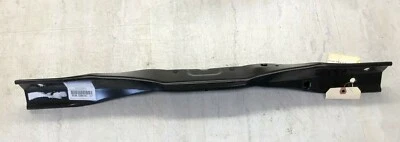 Cierre superior radiador delantero Dodge Durango OEM 55362294AC Foto 1 de 3