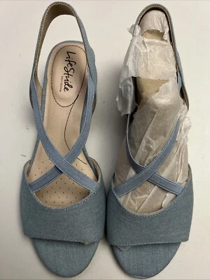 lifestyle Soft System Sandals Size 9M Blue denim Open Toe Slip On Cushioned - Image 1 of 4