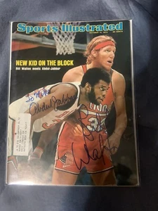 Kareem Abdul-Jabbar & Bill Walton Signed Sports Illustrated 5/23/77 Full Mag - Picture 1 of 1