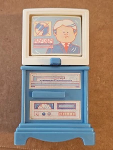 1993 Fisher Price Loving Family Dollhouse Blue Television TV 3 Channel Screen - Picture 1 of 13