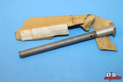 Новый из старых запасов цилиндр передней вилки Yamaha 74-77 YZ80 DT100 RT100 ДЕТАЛЬ NO 462-23170-02 - Изображение 1 из 4