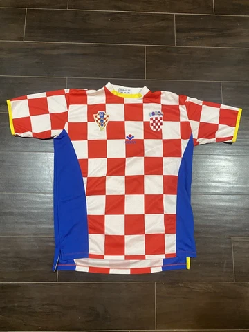 Croatia Football Shirt Size S - Valentino Sport Checkered Vintage Cover