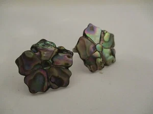 Vintage Screw Back Earrings Mother of Pearl MOP Flower 925 Sterling Silver - Picture 1 of 8
