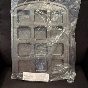 Pampered Chef Brownie Pan #1544 Non-Stick 12-Cavity NEW Sealed - Picture 1 of 2