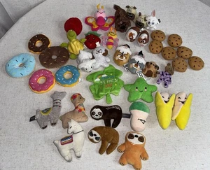 Lotto di 40 peluche per animali domestici piccoli cani cigolanti giocattoli pieghevoli - Foto 1 di 9