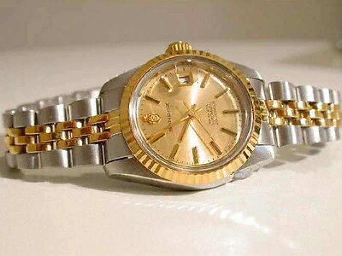 Reloj automático para dama Sandoz con esfera marcador de hora a tira de dos tonos 8113X12-2 Foto 1 de 1