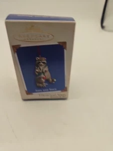 Safe and Snug 2003 Hallmark Ornament 3rd and Final Raccoon Family Mom Love - Picture 1 of 5