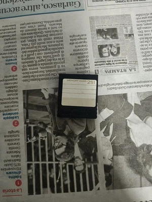 Nintendo Gamecube Memory Card 251 Blocchi Originale Nera  - Immagine 1 di 2