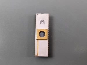 NEC D8748 VTG Gold Ceramic Microcontroller IC - Picture 1 of 6