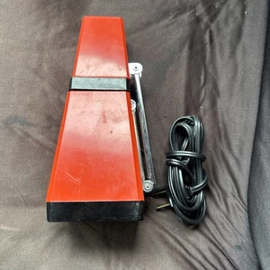 Vintage Pyramid Desk Lamp. Red Folding 1970’s Hi-Lo Intensity Light. Works. - Picture 1 of 8
