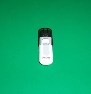 CHIAVETTA USB DA 64 GB DELLA "LEXAR". - Photo 1/1