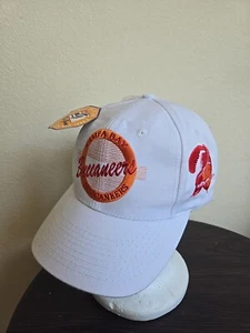 Cappello Vintage Tampa Bay Buccaneers Bianco Il Gioco Nuovo Con Etichette Snapback Ricamato - Foto 1 di 13
