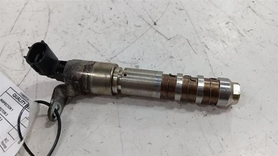 Válvula de control de aceite de engranaje de distribución variable Buick Lacrosse solenoide culata  Foto 1 de 4