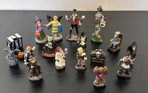Ashland Tiny Treasures Halloween 16 Figures Lot Ringleader, Werewolf, Dracula… - Picture 1 of 13