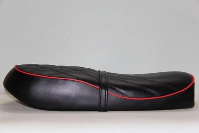 1974-1976 Yamaha RD125 RD200 motorcycle seat saddle CODE : L1011 - Image 1 of 4