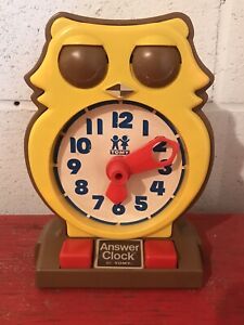 Vintage Working Owl ANSWER CLOCK by TOMY ~ 1970s Time Education