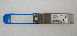 Finisar FTLC1154RDPL 100GBASE-LR4 13xx nm 10km LAN-WDM SMF QFSP28 Transceiver - Bild 1 von 2