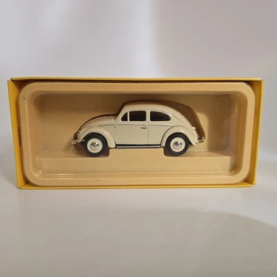 Volkswagen Beetle 1952 1:43 Vanguards Nº11 ventana dividida Inglaterra  Foto 1 de 4