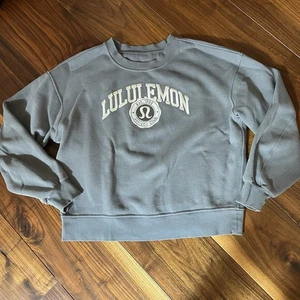 Lululemon Perfectly Oversized Crew Graphic 1998 Grey Size M - Picture 1 of 9