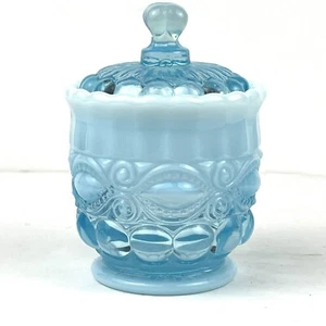 De colección Mosser Vidrio Aqua Azul Ojo Opalescente Guiño Vidrio Tapa Azúcar Tocador Tarro - Imagen 1 de 10