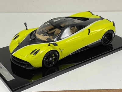 Cupé BBR Pagani Huayra escala 1/12 en amarillo limitado a 20 piezas BBR1205C Foto 1 de 4