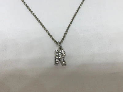 СЕРЕБРИСТЫЙ ТОН НАЧАЛЬНАЯ БУКВА R СТРАЗЫ ПОДВЕСКА ОЖЕРЕЛЬЕ НИКЕЛЬ БЕСПЛАТНЫЙ РЕГУЛИРУЕМЫЙ - Изображение 1 из 4