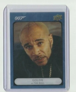Tarjeta SP #71 Goldie The Bull de acetato paralelo villanos y secuaces de James Bond - Imagen 1 de 2