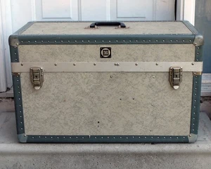 Boîtier pour appareil photo rigide Sinar Trunk LardHard OD 27" (L) x 13 1/2" (L) x 16 1/2" (H) appareil photo 4x5 - Photo 1 sur 4