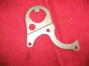 85 86 87 88 89 90 91 92 93 94 95-01 HONDA CR250 OEM SHIFT DRUM CAM PLATE GUIDE - Picture 1 of 2