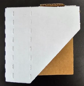 ULINE Corrugated Multi-Depth 1⁄2 - 2" Picture Frame Protectors - 4 x 4" (150) - Picture 1 of 3