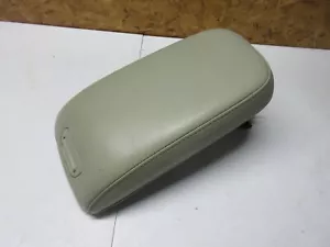 Infiniti I30 I35 2000-2004 consola central tapa reposabrazos emergente beige bronceado - Imagen 1 de 5