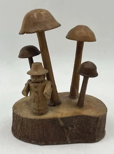 Vintage Wooden Handcrafted Mushrooms With Small Man, Moveable Arms - 1994 - Picture 1 of 17