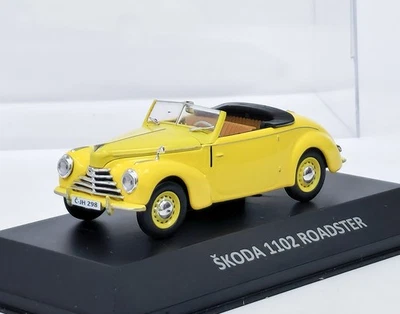 Skoda 1102 Roadster (1951) amarillo + caja de plexiglás DeA 1:43 - Imagen 1 de 4
