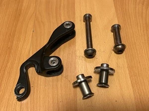2006 GT I-Drive 5 1.0 Derailleur Hanger + hardware linkage bolts ATIDH0063 - Picture 1 of 9