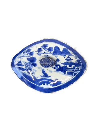 Antique Chinese canton Blue & white covered dish oval 7 inch lid for parts - Image 1 of 4