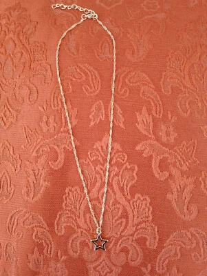 COLLANA E CIONDOLO STELLA SINGOLA CATENINA GIROCOLLO IN ACCIAIO E ZAMA ARGENTATI - Immagine 1 di 3