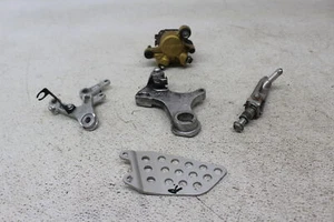 Honda CBR929RR 2001 juego trasero derecho estriba conductor reposapiés parada pinza - Imagen 1 de 9