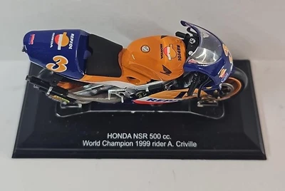 Honda NSR 500cc Criville Campione del Mondo 1999 pressofuso 1:22 (VLC) - Immagine 1 di 4