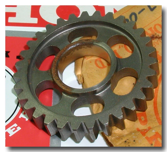 CONTRAEJE HONDA CB100 CL100S SL100 CB125 CB125S 31t SEGUNDA SEGUNDA MARCHA NOS Foto 1 de 1