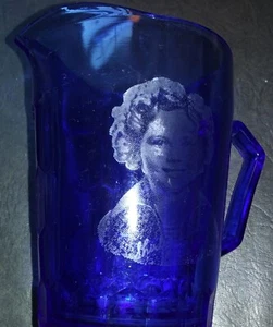 Vintage Shirley Temple Cobalt Blue Glass Creamer Milk Pitcher 4 3/4" Tall 💥💥💥 - Picture 1 of 2