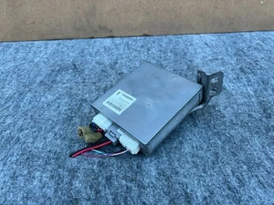 Infiniti M35H M37 M56 Q70 2011-2014 OEM Posterior Estante y Piñón Control Módulo - Imagen 1 de 5