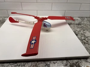 Helicóptero de juguete de plástico antiguo Park de colección - Linden N.J. rojo blanco bandera de Estados Unidos militar - Imagen 1 de 14